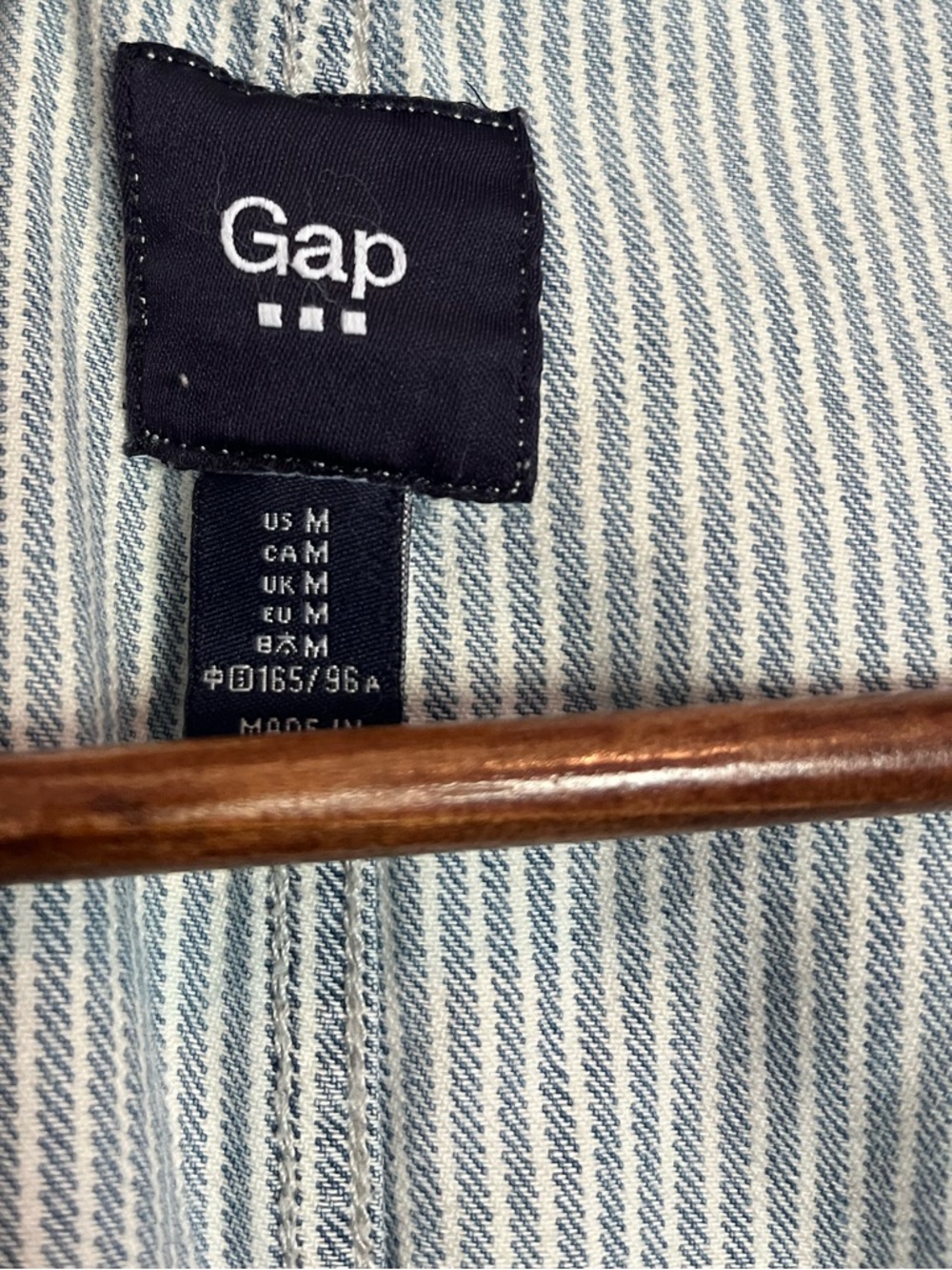 GAP Women's Light Blue and White Pinstripe Denim Utility Jacket - Picture 2 of 8